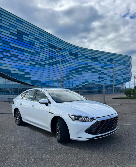 Car&GO - BYD Qvin Plus (гибрид)