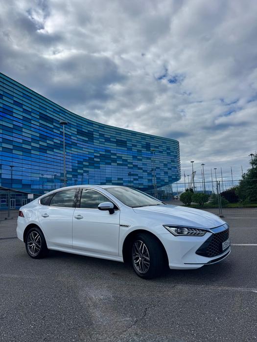 Car&GO - BYD Qvin Plus (гибрид)