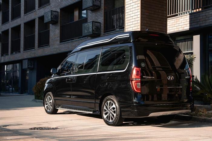 Car&GO - HYUNDAI GRAND STAREX, 2019, 9 МЕСТ