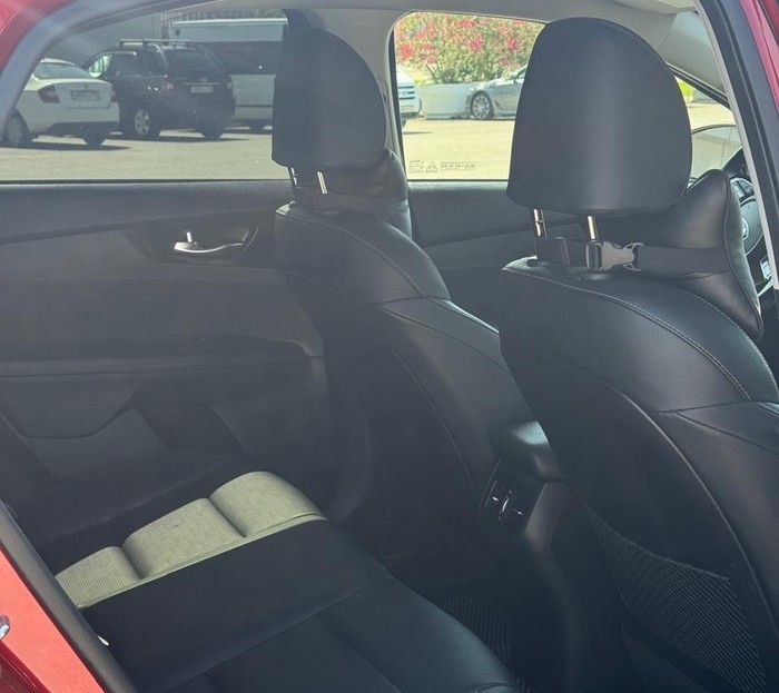 Car&GO - Kia Forte (Cerato)