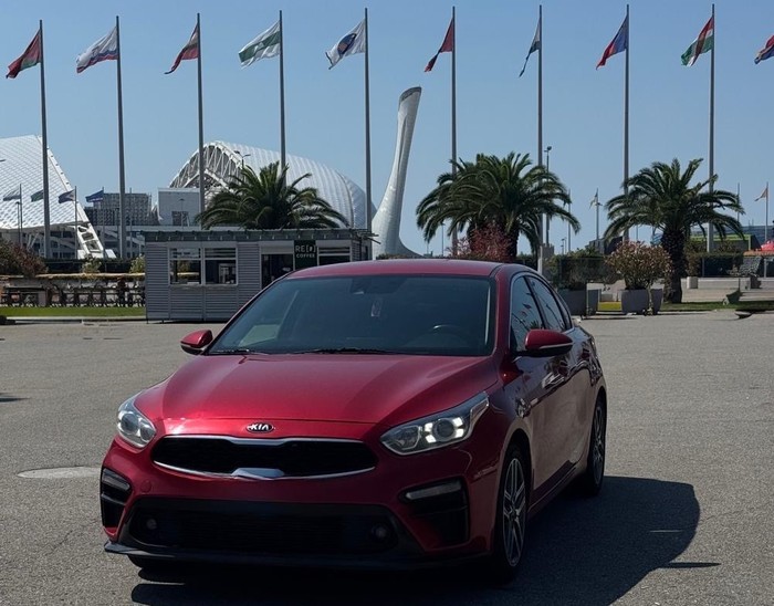 Car&GO - Kia Forte (Cerato)