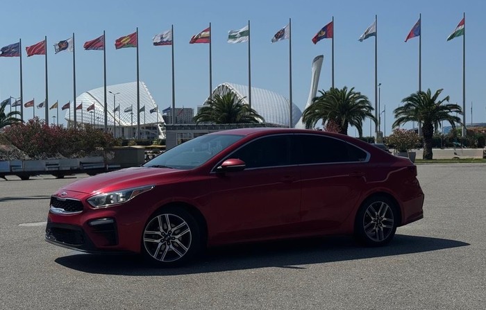 Car&GO - Kia Forte (Cerato)