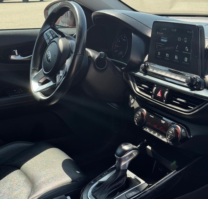 Car&GO - Kia Forte (Cerato)