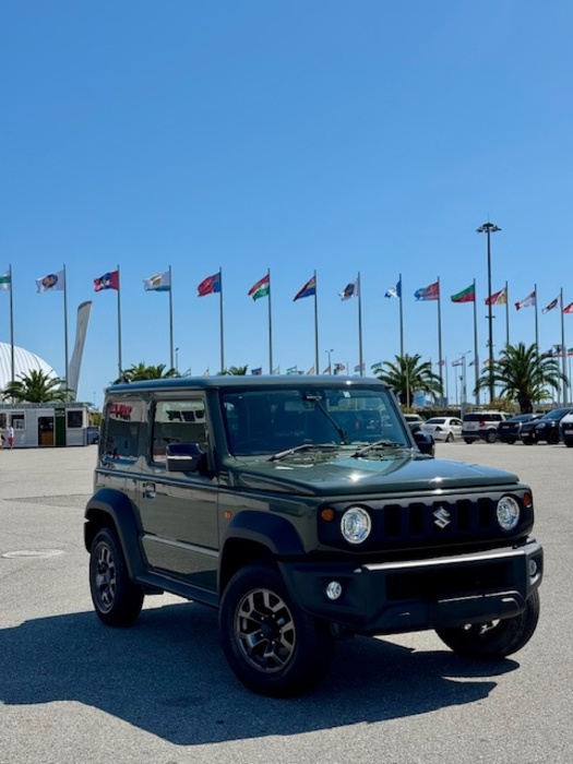 Car&GO - Suzuki Jimny Sierra 2020 , Зеленый  (правый руль)